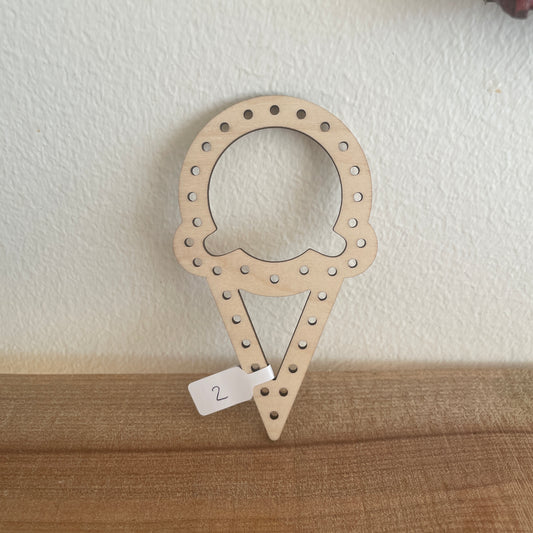 Træfigur - Isvaffel 2 - 2. sortering