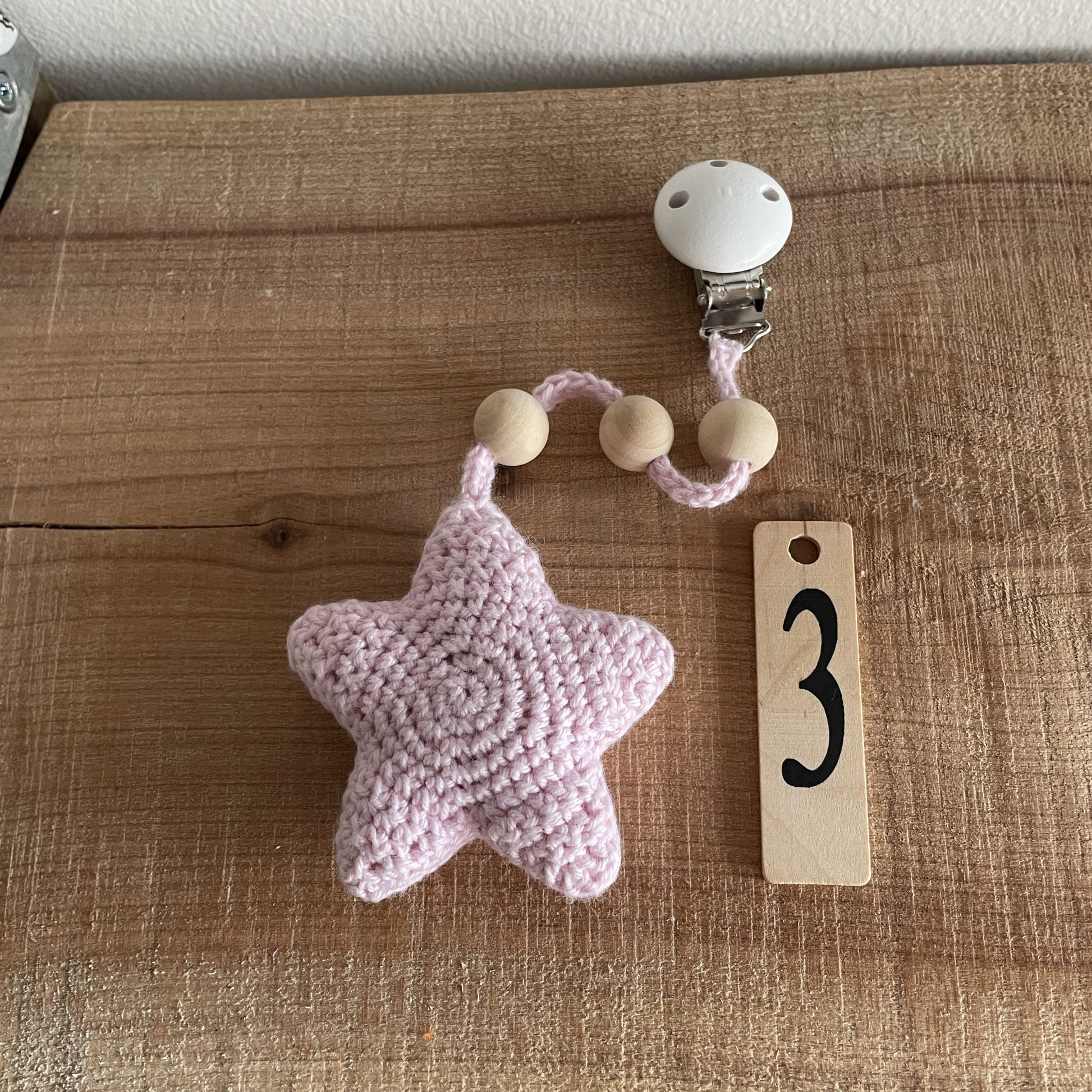 Færdigt ophæng - Sterne lyserød