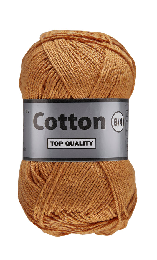 Garnnøgle Lammy Cotton 8/4 karamelbrun, nærbillede af garnstruktur