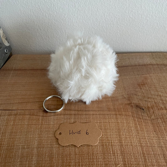 Finished keychain - White 6