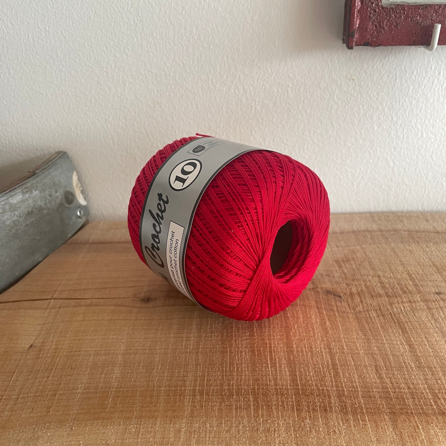 42 - Mørk rød - Coton Crochet 10