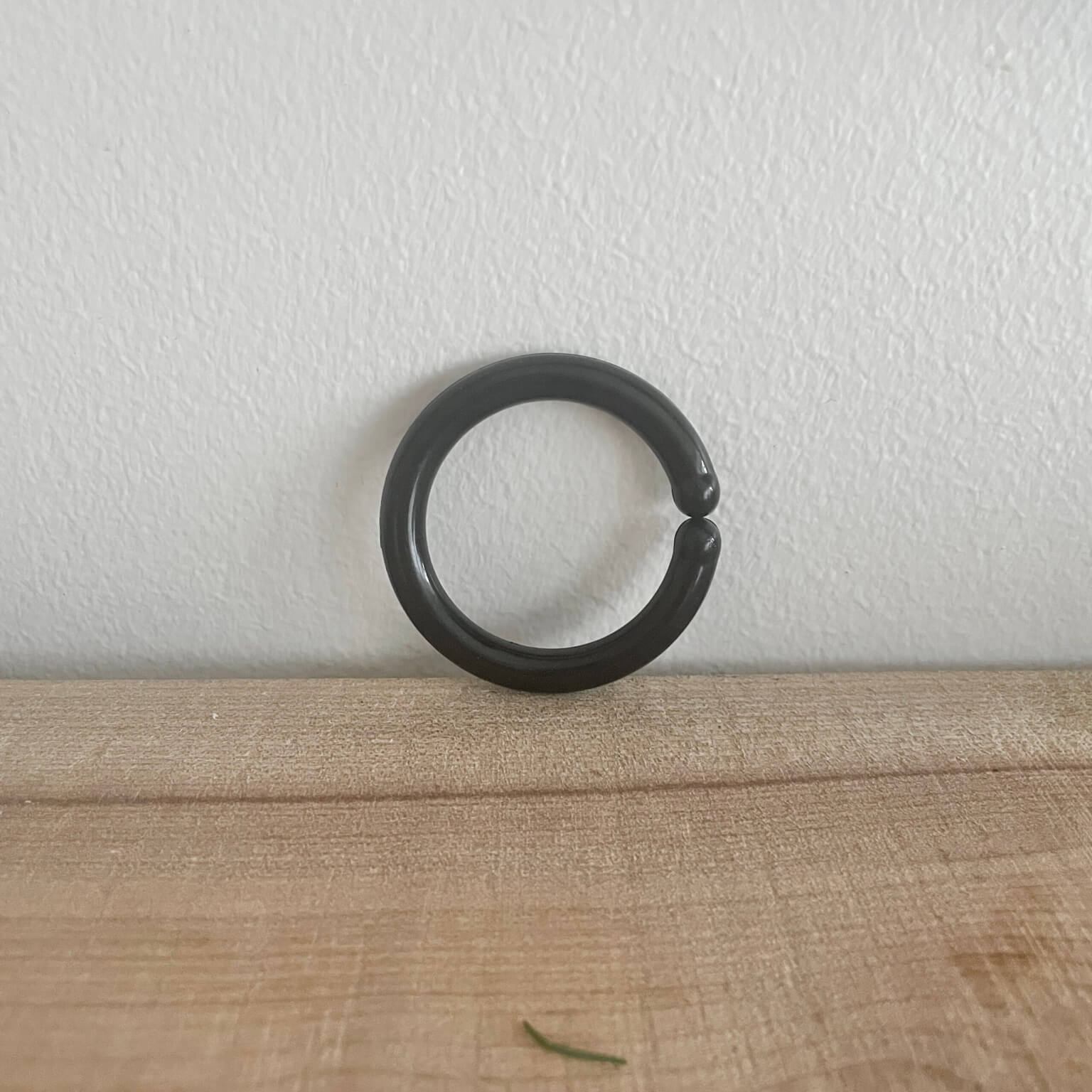 C-ring, sort