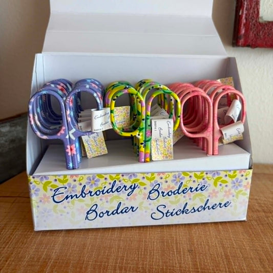 Broderisakse med blomstret håndtag i flere farver – Høvisch Design