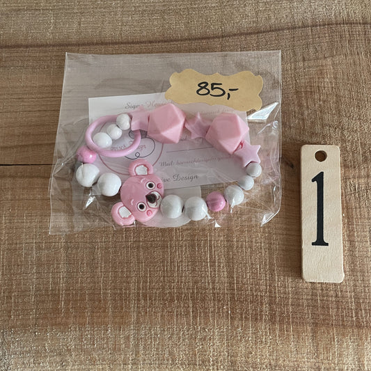 Færdig bidering med lyserøde silikoneperler, koalafigur og hvide træperler i pose, pris 85 kr