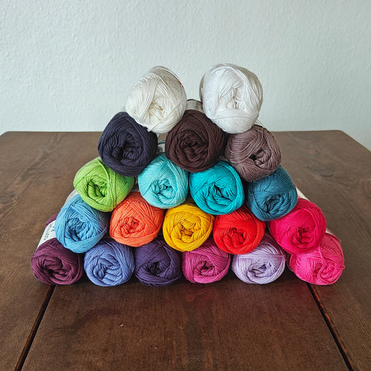 Farmer's Yarn Cotton 8/4 Limited Edition farvesortiment i pyramideopstilling, Chokolade-farven forrest