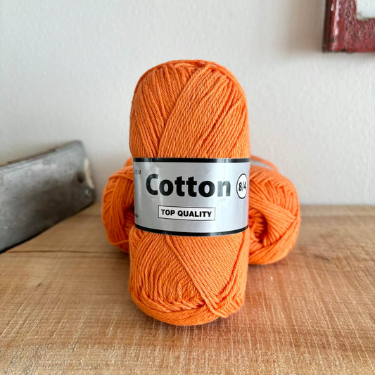 Garnnøgle Lammy Cotton 8/4 i mørk orange, hovedbillede