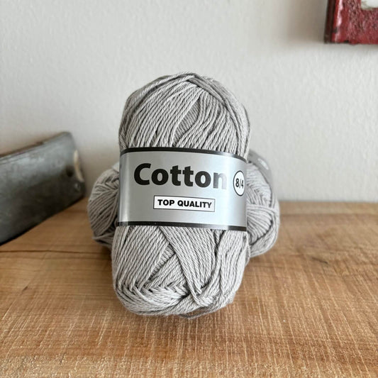 Garnnøgle Lammy Cotton 8/4 i lysegrå, hovedbillede