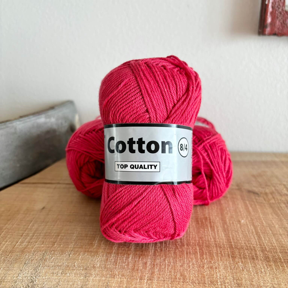Garnnøgle Lammy Cotton 8/4 i rødt, hovedbillede