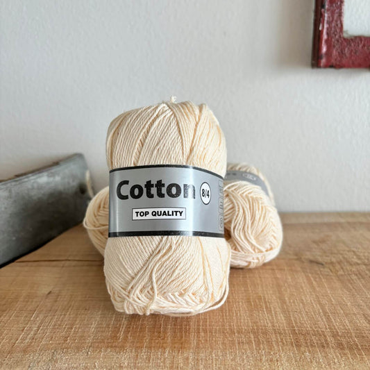 Garnnøgle Lammy Cotton 8/4 i vaniljefarve, hovedbillede