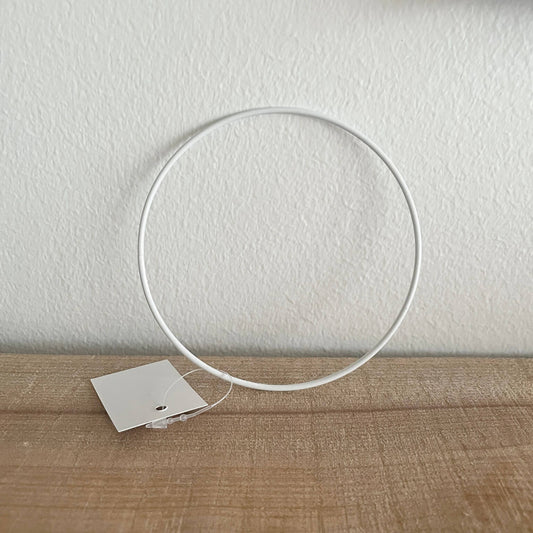 Metalring 10 cm, hvid, hovedbillede med etiket